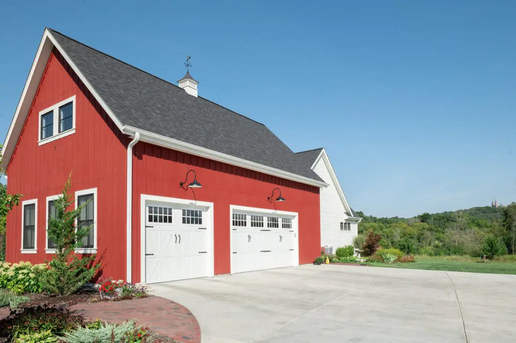 The Hilltop - Garage