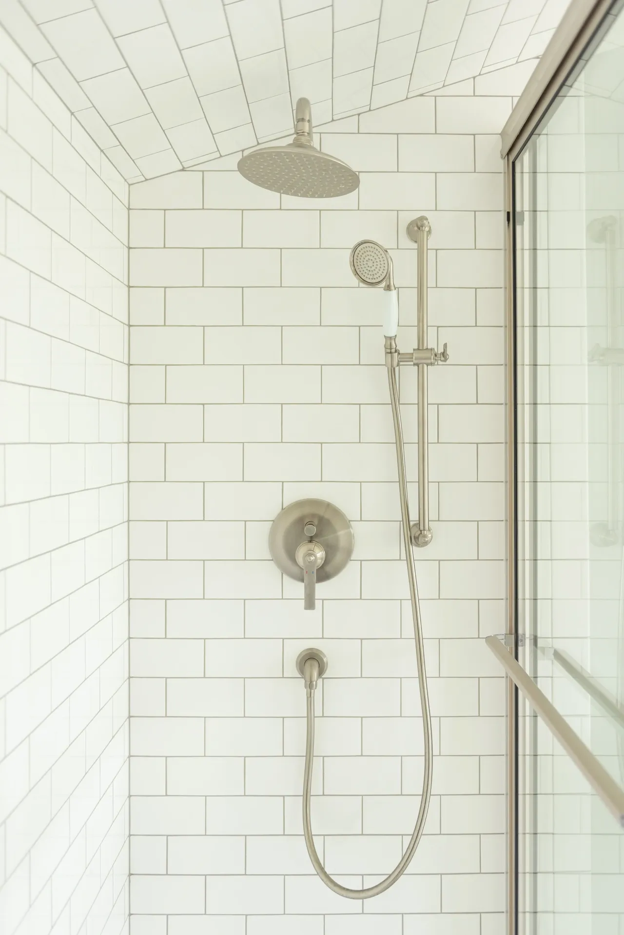 Fairhaven II - shower
