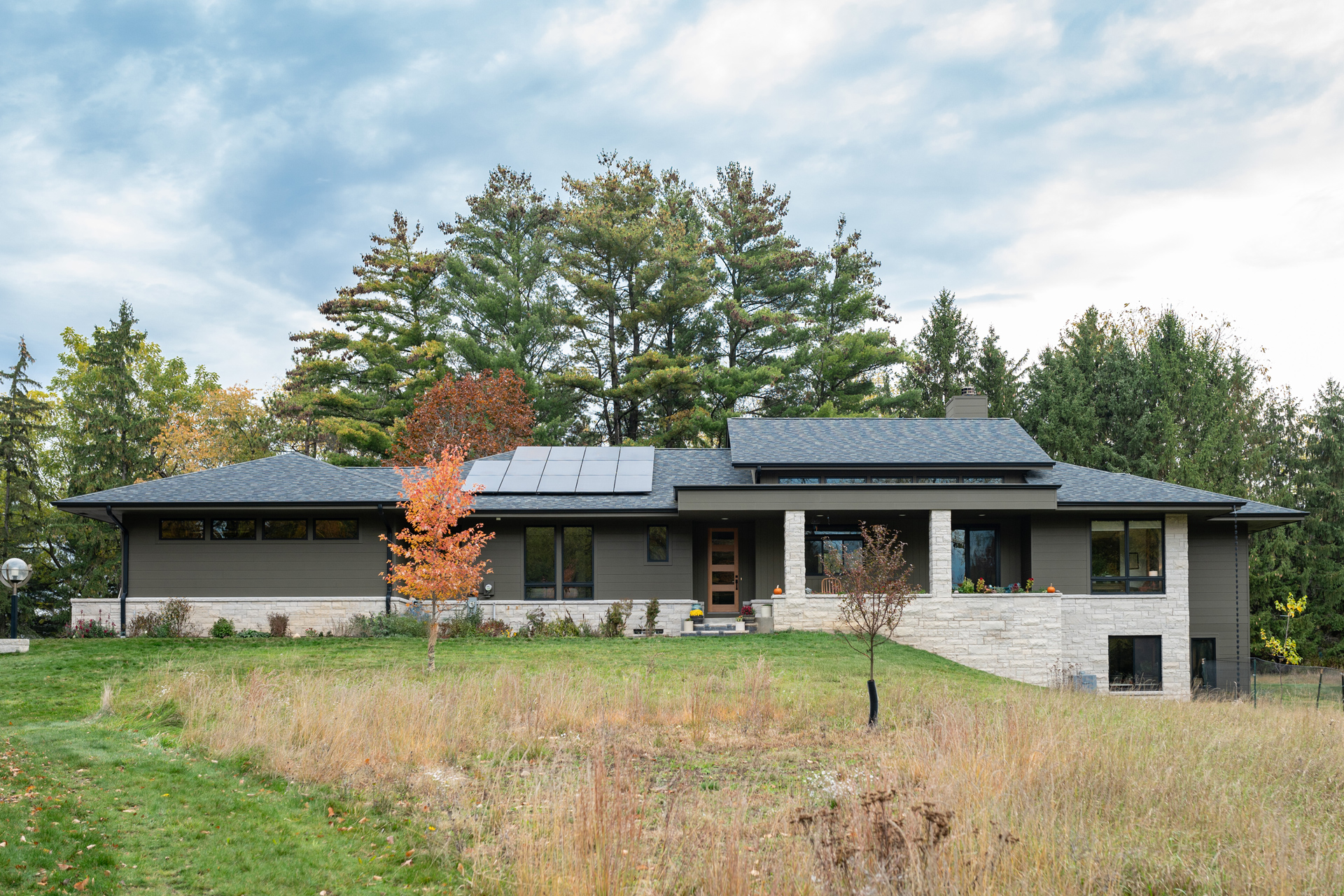 Monona exterior photo