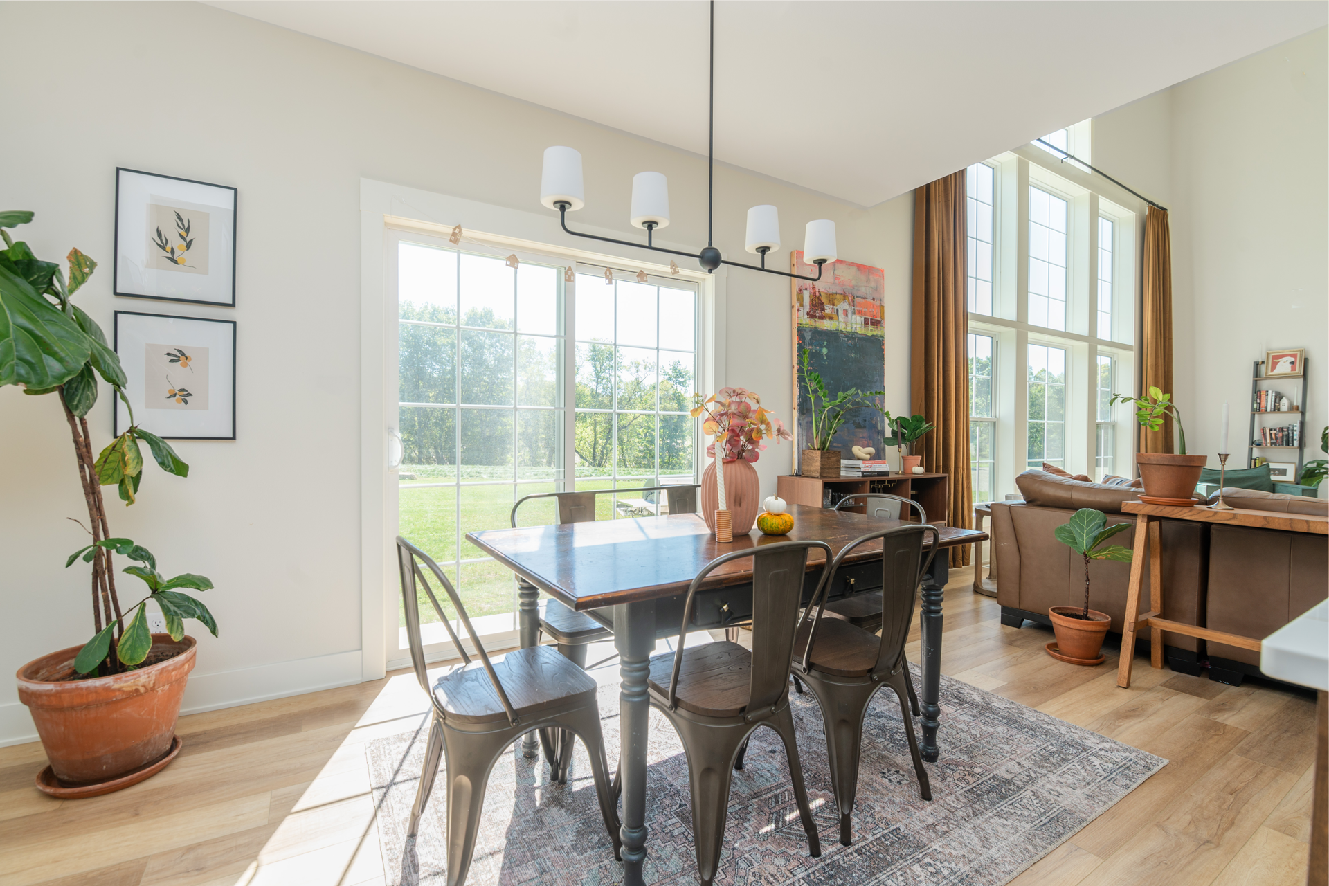 The Pleasant Hill Dining Area