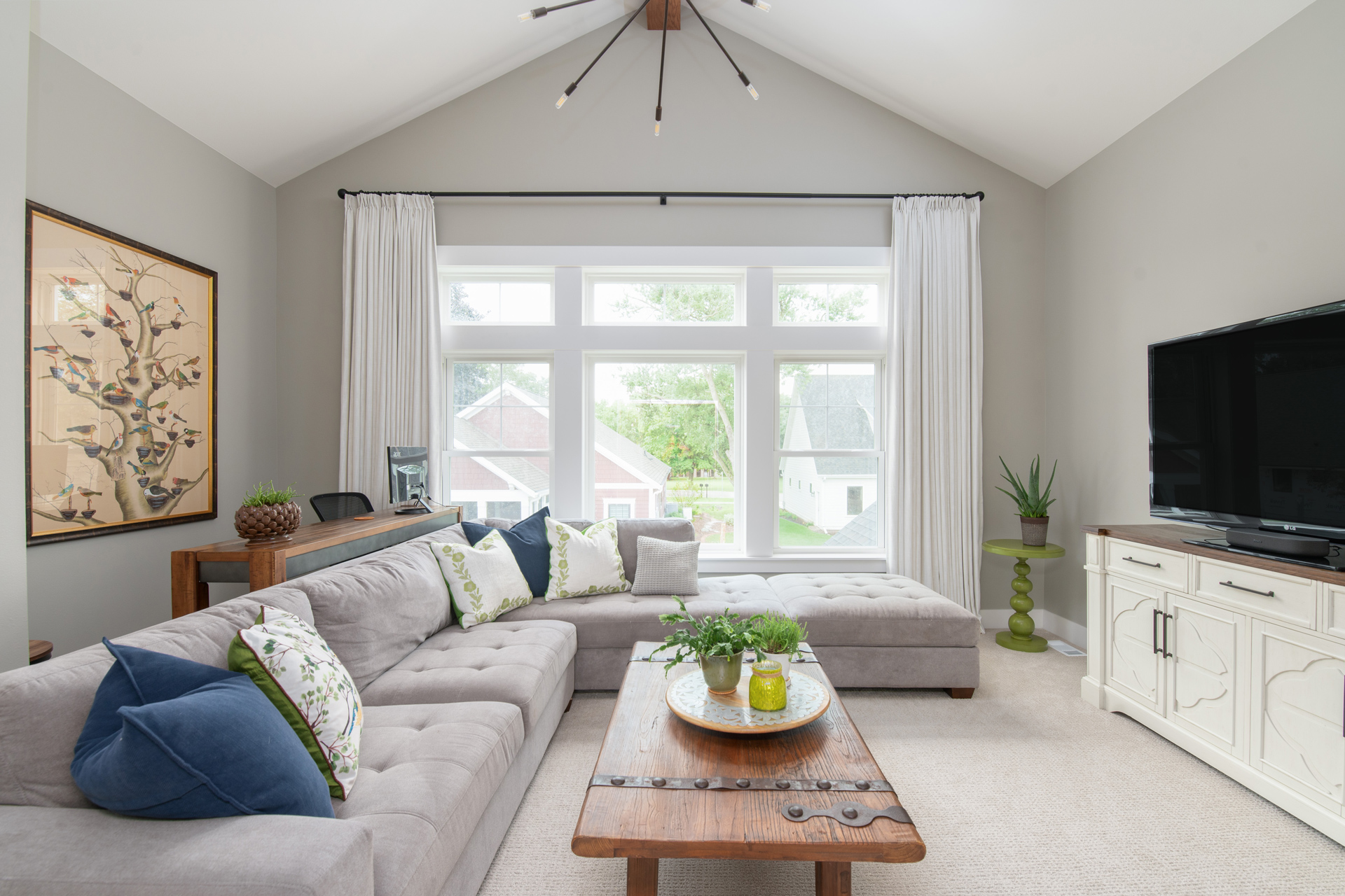 The Woodbury Family Room