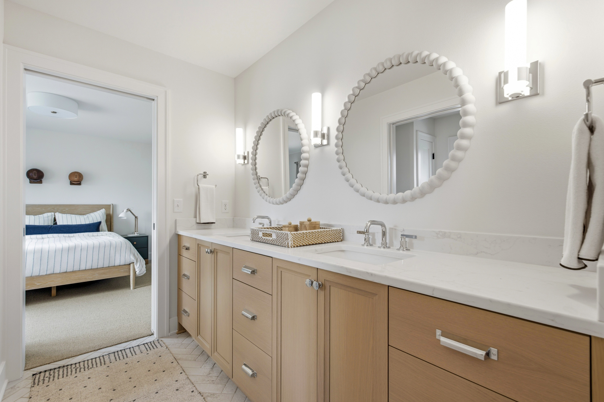 The Grove bathroom